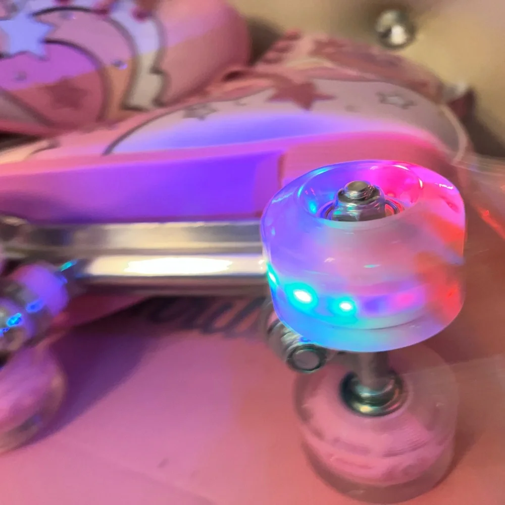 Sugar Thrillz Groovy Galaxy roller skates women’s 9 - Picture 3 of 9
